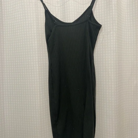 Green Strappy Dress - Picture 3 of 3